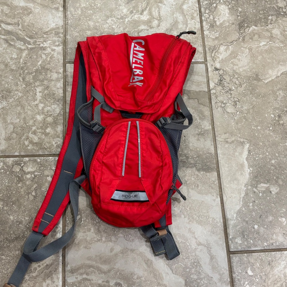 CamelBak Rogue Hydration Pack Red Grey Cycling Hiking Backpack Reflective